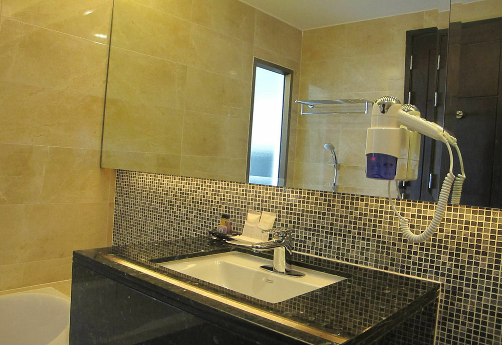 March Hotel Pattaya Eksteriør bilde